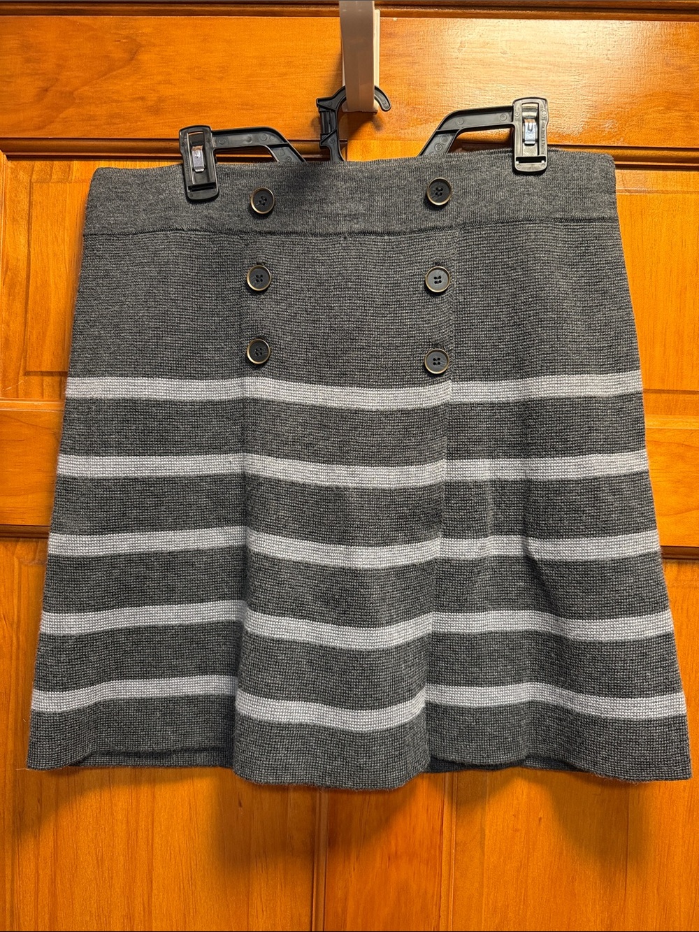 LOFT Gray Striped A-Line Knit Skirt